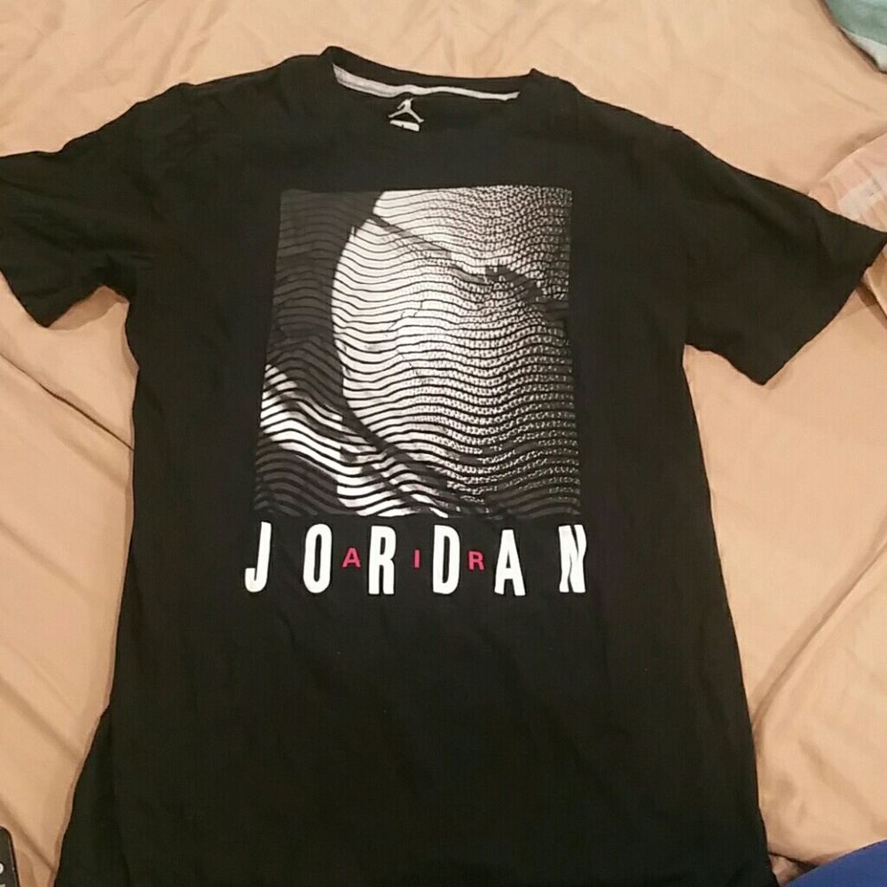 Boys jordan t shirt